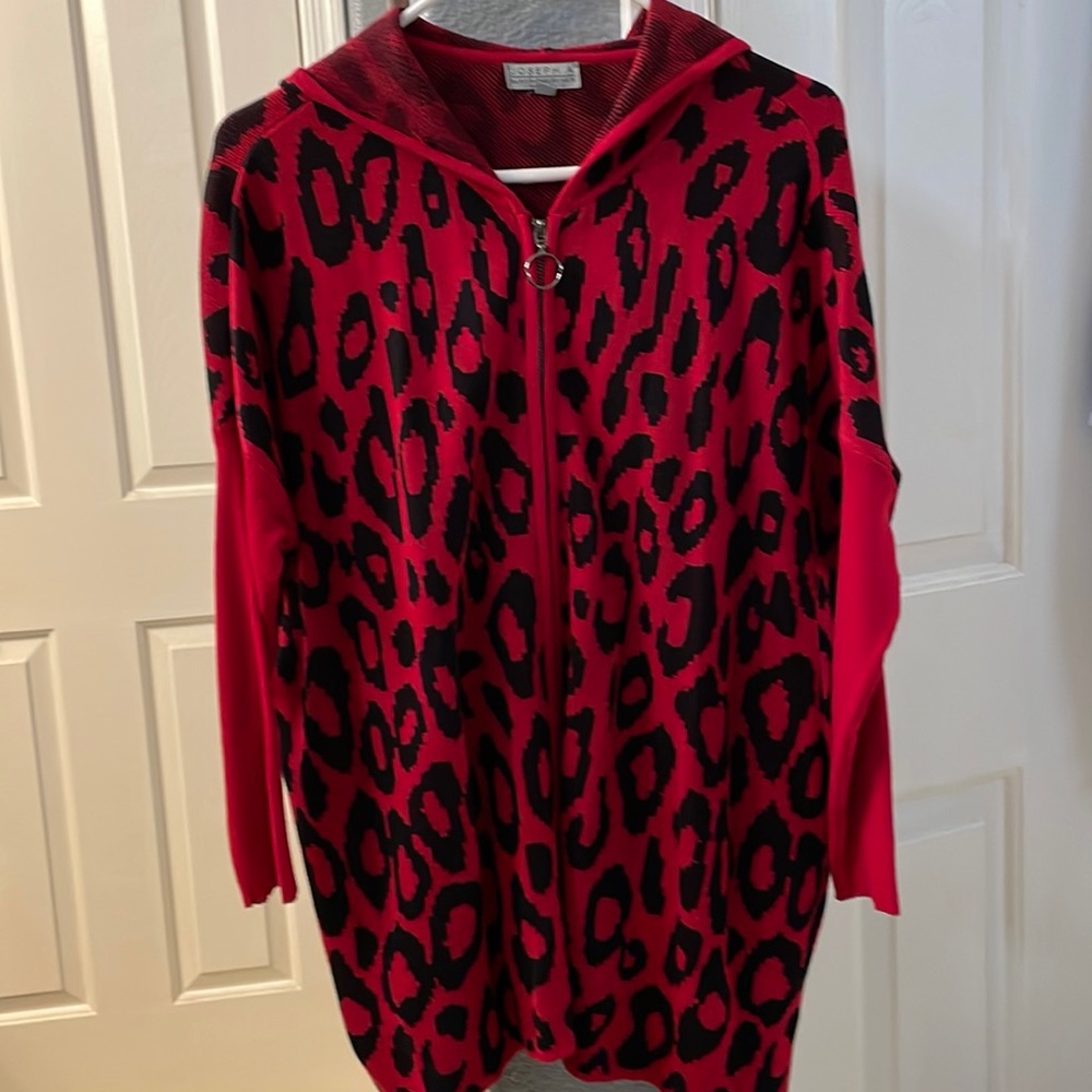 Like new hardly worn Joseph A. sweater with hood. Runs big